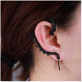 Yheakne Vintage Black Dragon Cuff Wrap Earrings Black Dragon Ear Climber Earrings Punk Animal Cartilage Ear Crawler Earrings Gothic Clip on Wrap Earrings Jewelry for Women and Girls