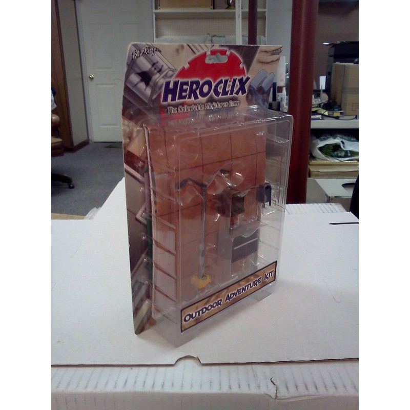 Hero Clix Outdoor Adventure Kit