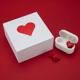 Pomya Auriculares Inalámbricos, Bluetooth5.3 en Forma de Corazón, Auriculares Estéreo de Alta Fidelidad con Cancelación de Ruido, Elegantes Regalos de Corazón para Novia,para Android iOS