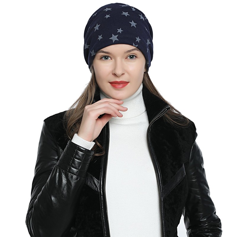 DonDon Slouch Beanie hat Women Winter hat lined with stars