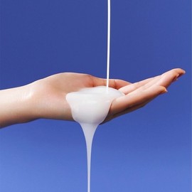 Hyaluronic Milk Hair Essence 150ml / 히알루론 밀크 헤어 에센스 150ml