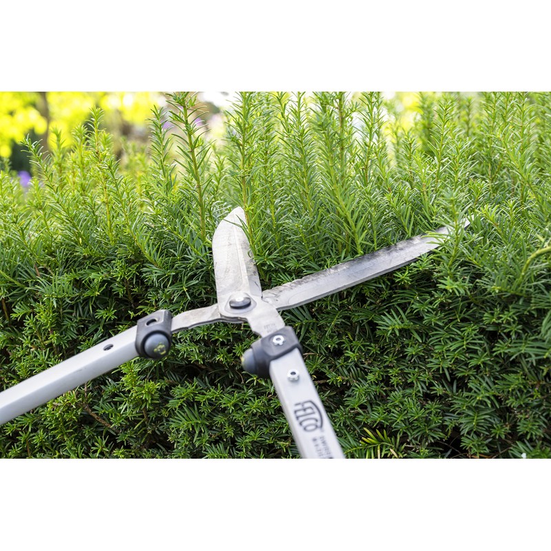 FELCO F250-57 Swiss Made Hedge Shears for Gardening – 22"