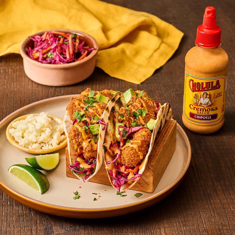 Cholula Cremosa Sauce, Chipotle, Medium Heat, Creamy, Smoky, Squeezable Topping