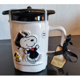 Rae Dunn Peanuts Snoopy & Woodstock Graduation Mug With Lid And Tassel Class Of 2025 New!