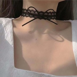 TseenYi Gothic Lace Choker Necklace Black Lace Bow Knot Choker Necklace Black Lace Patteron Choker Necklace Large Velvet Bow Wrap Necklace Hollow Lace Necklace Vintage Lace Short Collar Necklace
