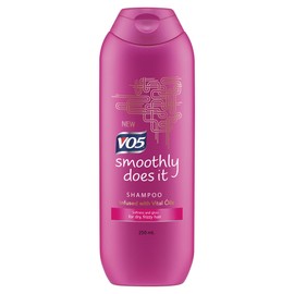 VO5 Smoothly Does It Shampoo 250 ml