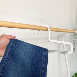 Mono Closet Bottom Bar Hanger White