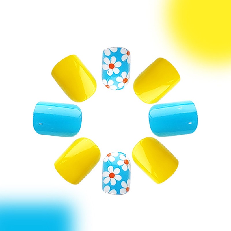 24 Pcs Flower Press on Nails Short Square Fake Nails