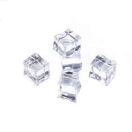 Anyumocz 50 Pcs 20mm Clear Fake Ice Acrylic Decorative Ice Cubes Display for Home Decoration Wedding Centerpiece Vase Fillers,Photography Props&Kitchen Decoration