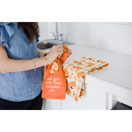 Pearhead Pumpkin Pie Dish Towels, Set of 2, Thanksgiving Décor, Fall Décor, Novelty Holiday Kitchen Towels, Thanksgiving Tea Towels