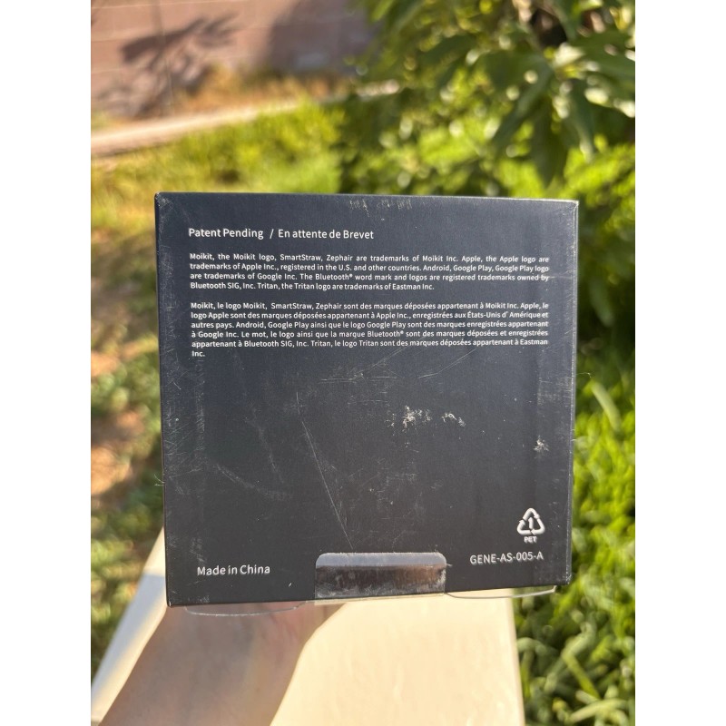 Moikit Gene Smart Sports Bottle 700ml 24oz SmartStraw Hydration Tracker