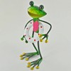 FABULOUS GREEN METAL GARDEN FROG WITH RUBBER RING SCULPTURE ORNAMENT