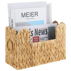 Scalloped Woven Magazine Holder Water Hyacinth Hanging Wall Magazine Basket with Handle Wicker Wall Storage Basket for Mail Book File