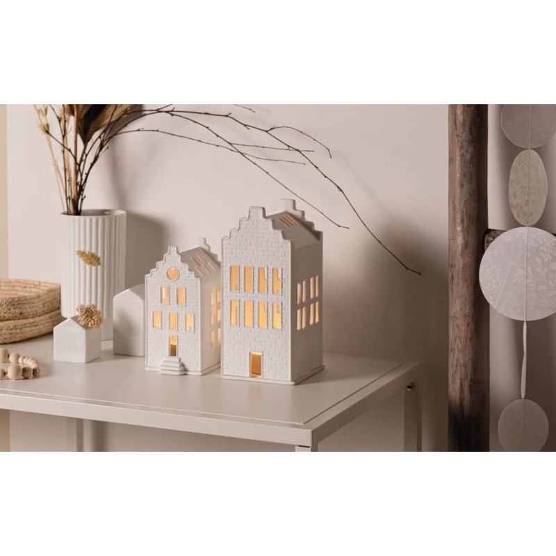 Räder Light House Large Brick House