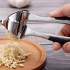 AIXXCUVQ Ergonomically Designed Garlic Puree Maker Easy to Grip and