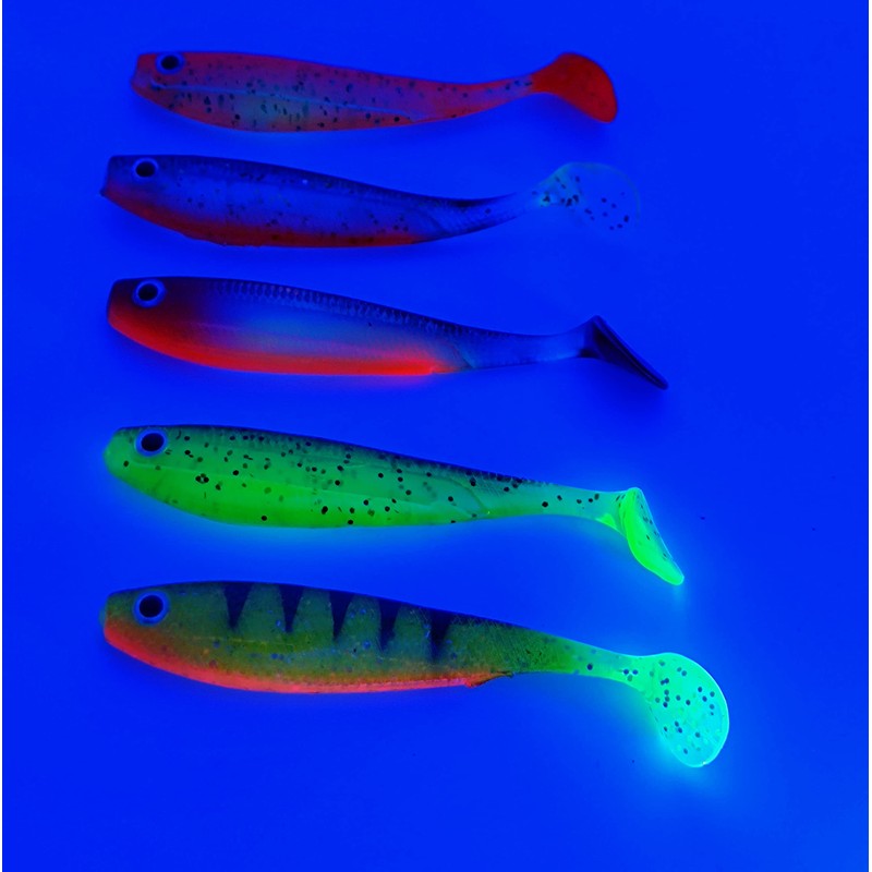 Rubber Fish Set with Glow Stick/Attractant/Rattle Channel 12 cm 20x