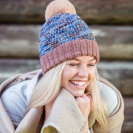 Gründl Wool Lisa Premium Colour - Yarn for Knitting with Colour Gradient - Knitting Yarn - Crochet Yarn - Soft and Skin Friendly - 100% Polyacrylic 10 Balls 50 g / 133 m - Needle Size 3.5-4.5 - Sea