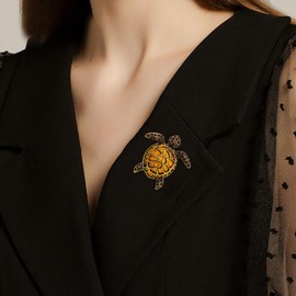 Wendalern Rhinestone Turtle Brooch Pin Crystal Turtle Enamel Brooch CZ Turtle Animal Safety Pin Cute Sea Turtle Corset Pin Clothing Decor Badge Jewellery for Women, Metal