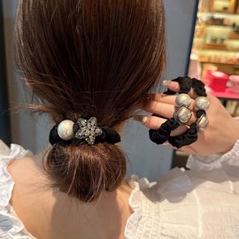 HOLRAFAN Women's Scrunchie Pearl with Pouch, Set of 2, Pearl Hair Elastic, Elastic Hair Ornament, Elegant, Hair Ring Rubber