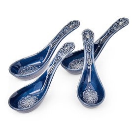 Sungmor Embossed Stoneware Fine Dining Dinnerware, Antique Baroque Style Porcelain 5.5 Inch Soup Spoons, Set of 4 Blue Ceramic Chinese Spoons, Asian Style Spoon for Miso Soup, Ramen, Dumpling