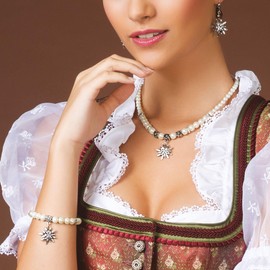 Jewellery Set Costume Necklace Pearl Necklace and Edelweiss Bracelet and Earrings – Women's Dirndl Necklace, Pearl Bracelet and Costume Earrings Rhinestone Edelweiss for Costume Blouse, Dirndl