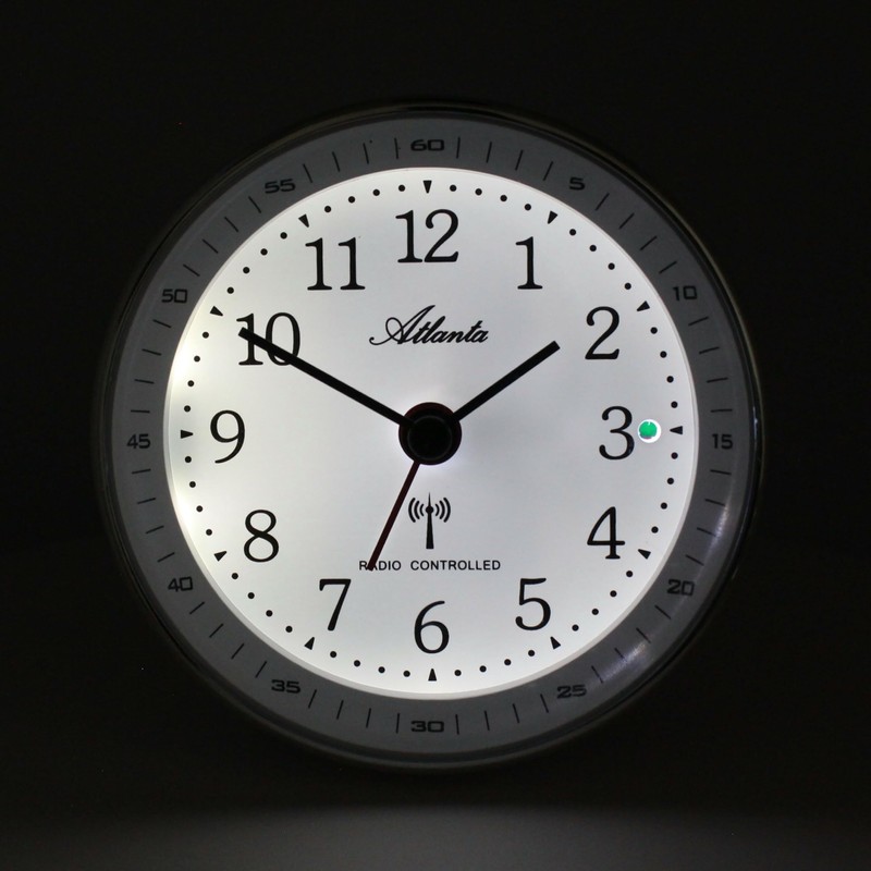 Radio Alarm Clock without Ticking with Light Snooze Crescendo Alarm