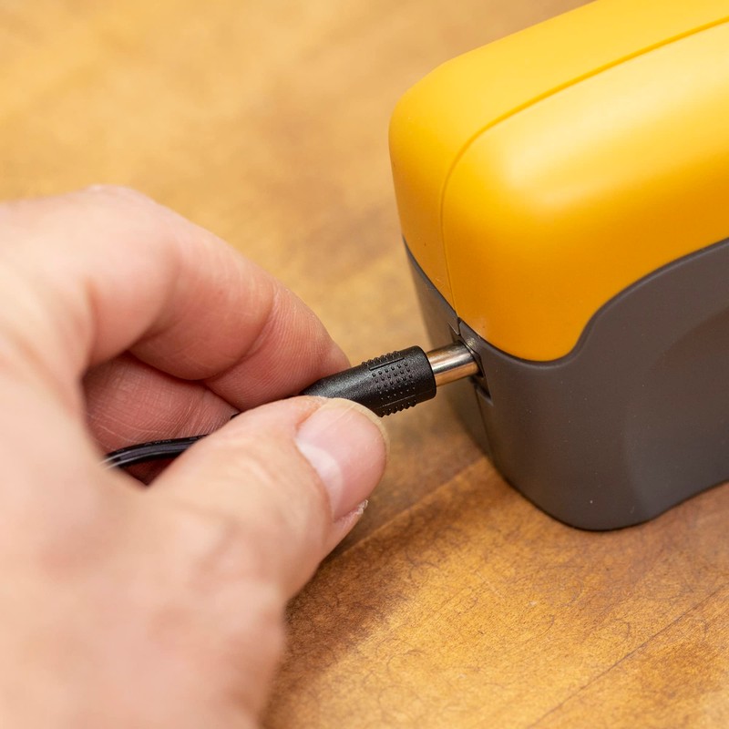 Smith's 50005 Edge Pro Compact Electric Knife Sharpener - Yellow