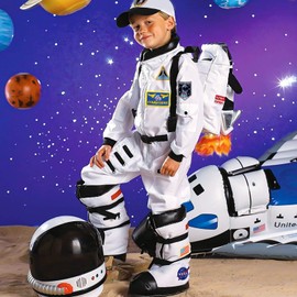 Iron-On Patches, Pack of 10 Iron-On Patches with Astronaut Pattern, USA Flag, NASA Patches, for Clothes, Crafts, Individual Badges