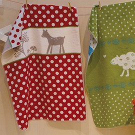 Fussenegger - blanket for babys Maja/Bambi red with white dots