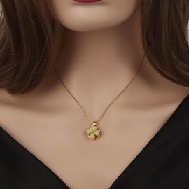 MOTIBACK Lucky 4 Leaf Clover Necklaces for Women, Rotating Green Clover Pendant Necklace, Gold Plated CZ Clover Jewelry for St. Patrick’s Day, Birthday, Gift