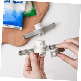 NUOLUX 3pcs Screw Cap Milk Seal Bag Clip with Cap Spout Large Diameter Sealing Clip Nozzle Sealing Large Storage Bag Food Fresh Sealer Food Freshness PP