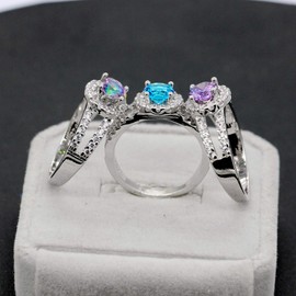 Uloveido Women's Platinun Plated Round Cut Purple Cubic Zirconia CZ Promise Rings for Her Split Shank Fashion Wedding Engagement Rings for Women (Purple, Size 7) J510