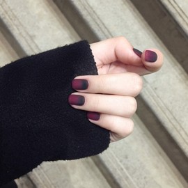 Cimenexe Red Press on Square Nails Gradient Artificial Nails Short Fingernails Square False Nails Full Cover Acrylic Nail Matte Fake Nails for Women and Girls Pack of 24