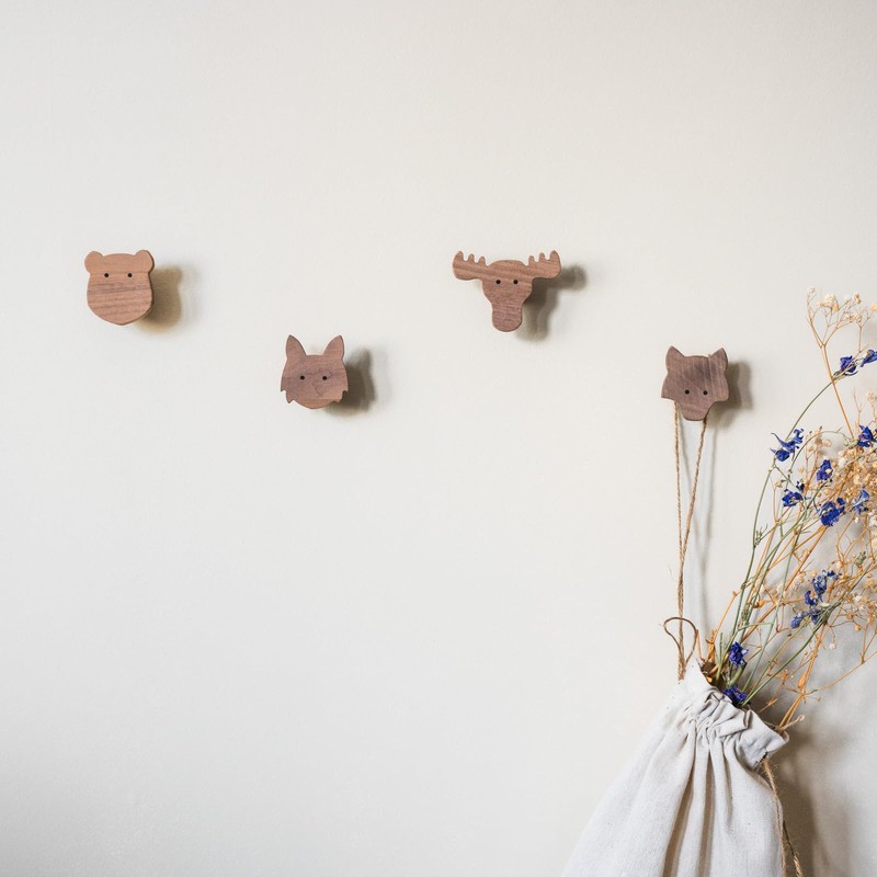 Scandinavian Animals Wall Hooks Made of Untreated Walnut Wood (Elk