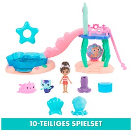 Gabby's Dollhouse, Purrific Pool Party Playset with Gabby and Meerkitty Figure with Colour Changing Mermaid Fin and Bath Accessories, Suitable for Ages 3+