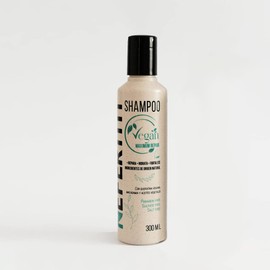 Nefertiti Shampoo Vegano Sulfatos y Parabenos Vegan Maximum Nefertiti con Keratina Vegana, Macadamia y Aceites Vegetales Shampoo Vegetal sin Sal para el Cabello Seco y Dañado 300ml.