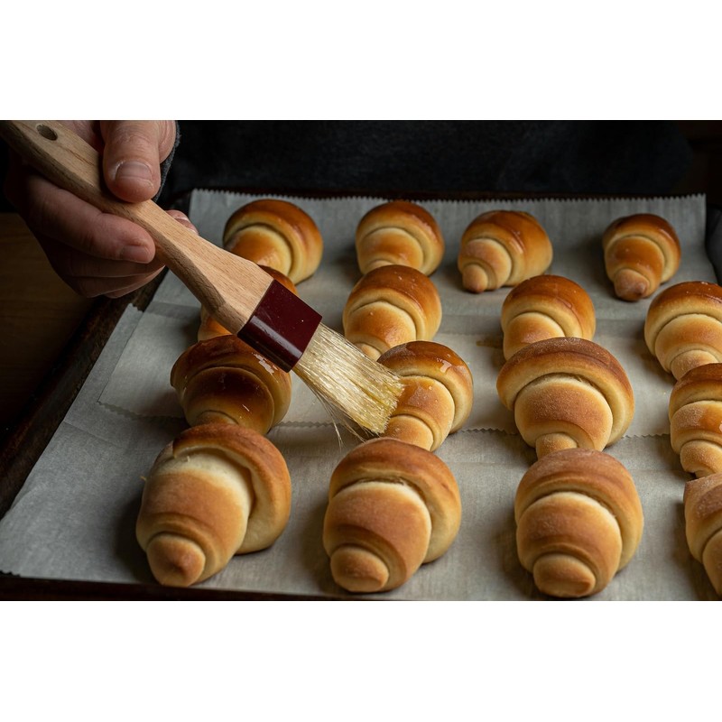 3-Piece Natural Bristle Pastry and Basting Brush Set with Wooden