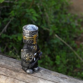 Fuwraixis GNOME Knight Garden Decorations, Medieval Gnome Guardian Sculpture, Crusader Model Made of Resin, for Patio, Lawn and Garden Decoration