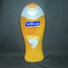 Softsoap Body Butter COCONUT QUENCH Moisturizing Body Wash, Soft &