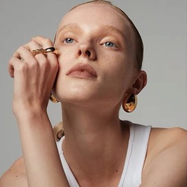 Tear Drop Earrings Dupes for Women, Lightweight Waterdrop Chunky Gold Hoops hypoallergenic Earrings with 18K Real Gold Plated Trendy Jewelry for Women(round-gold)