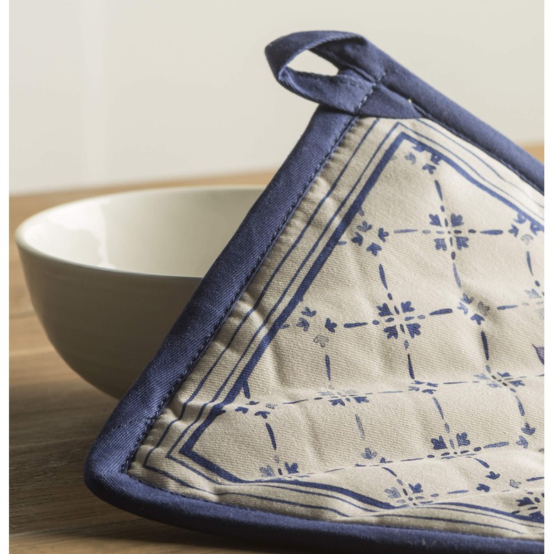 Maison d' Hermine Spring/Summer Set with Oven Gloves and Pot