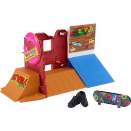 Hot Wheels Skate - Skatepark - Exclusive Board and Shoes (Donut Skatepark)