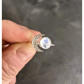 Yuren Women's Fashion 925 Silver Moonstone Gemstone Ring Birthstone Engagement Jewelry Size 6-10, US code 8, Gemstone,Metal,Silver, Moonstone