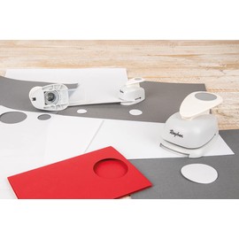 Rayher 69261000 Motif Punch Circles, Set of 3 Punches, Circles 1.6 cm + 2.54 cm + 3.81 cm Diameter, Suitable for Paper / Card up to 200 g/m², White