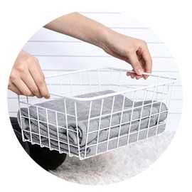 TEERFU Wire Storage Basket Bins Organizer,Large Metal Wire Basket Freezer Storage Organizer Bins with Handles for Kitchen Cabinets, Pantry, Closets, Bedrooms, Bathrooms,Freezer,28.5x22x12cm