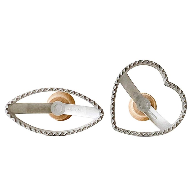 EPPICOTISPAI Ravioli Stamp Set of 2 (Oval Heart)