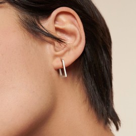 Milacolato 925 Sterling Silver Small Hoop Earrings for Women 18K White Gold Plated Geometric Huggie Hoop Earrings Hypoallergenic Rectangle Hoop Earrings for Women