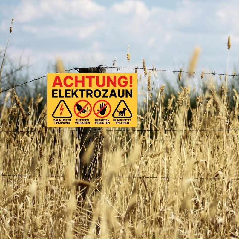 Pasture fence sign, warning sign, electric fence, feeding prohibited and