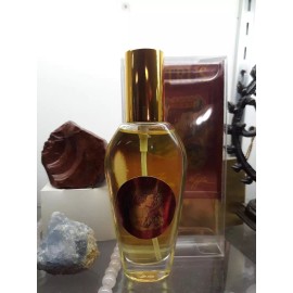 ESTRUS PERFUME by Migene Gonzalez Wippler tm.