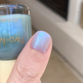 COSMOO Blue Shimmer Air Dry Nail Polish, Shimmer Blue Iridescent Quick Dry Nail Lacquer for Nail Art Varnish-10ml